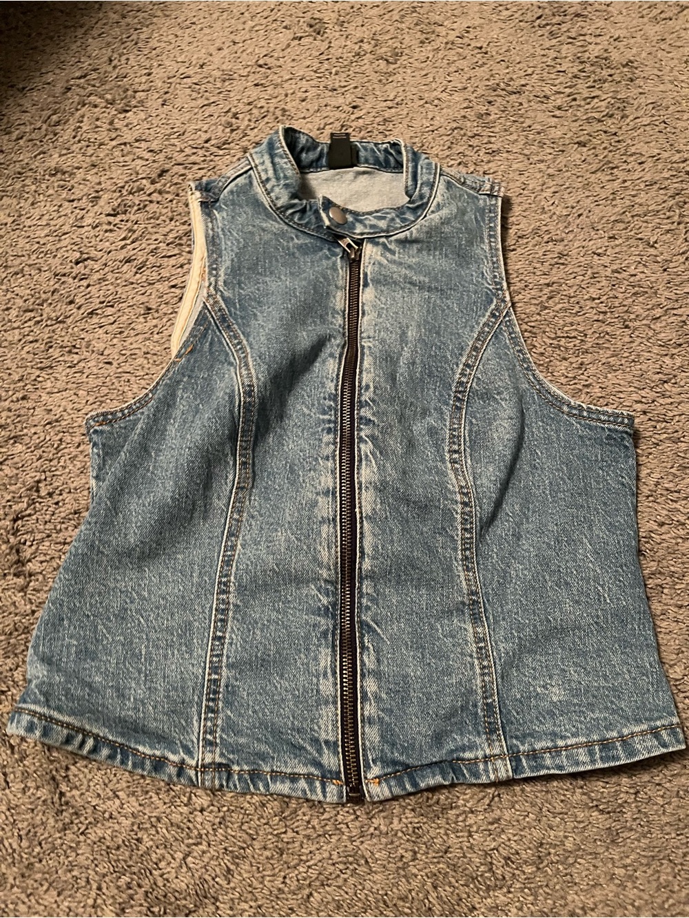Sleeveless Denim Zip Front Vest - Light Blue